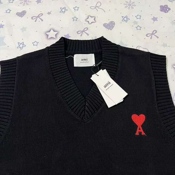 Ami Paris Black V-Neck Knit Vest - Picture 2 of 6